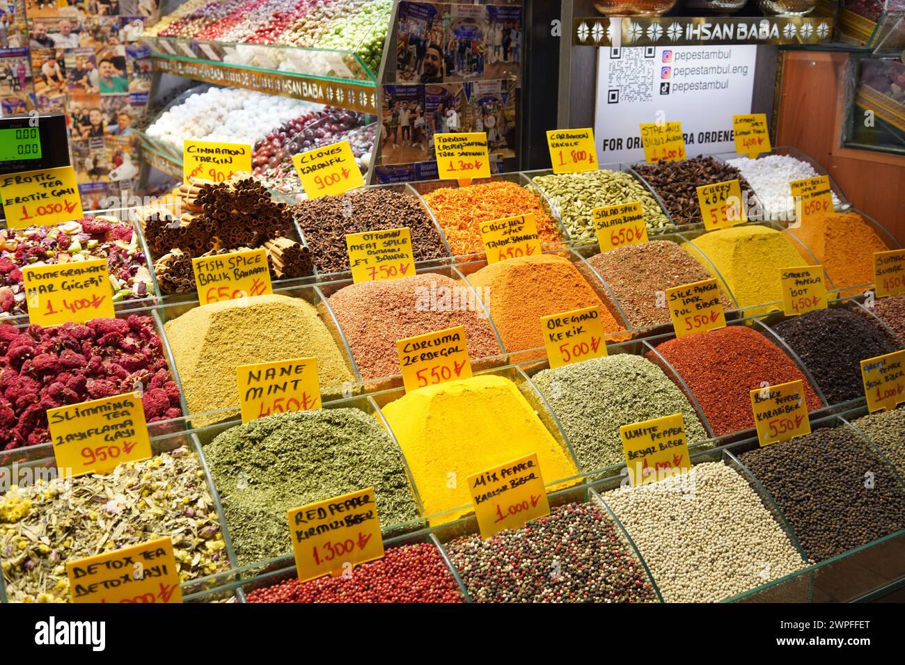 Colourful products on sale in the Spice (Egyptian,) Bazaar in Istanbul, Turkey Stock Photo
