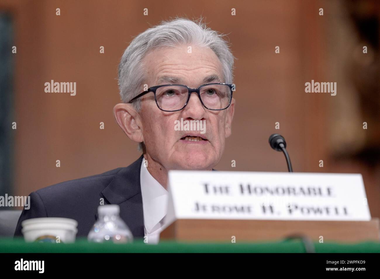 Federal Reserve Chairman Jerome Powell testifies before the Senate ...