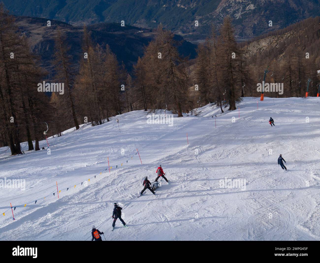 Injury rescue hi-res stock photography and images - Alamy
