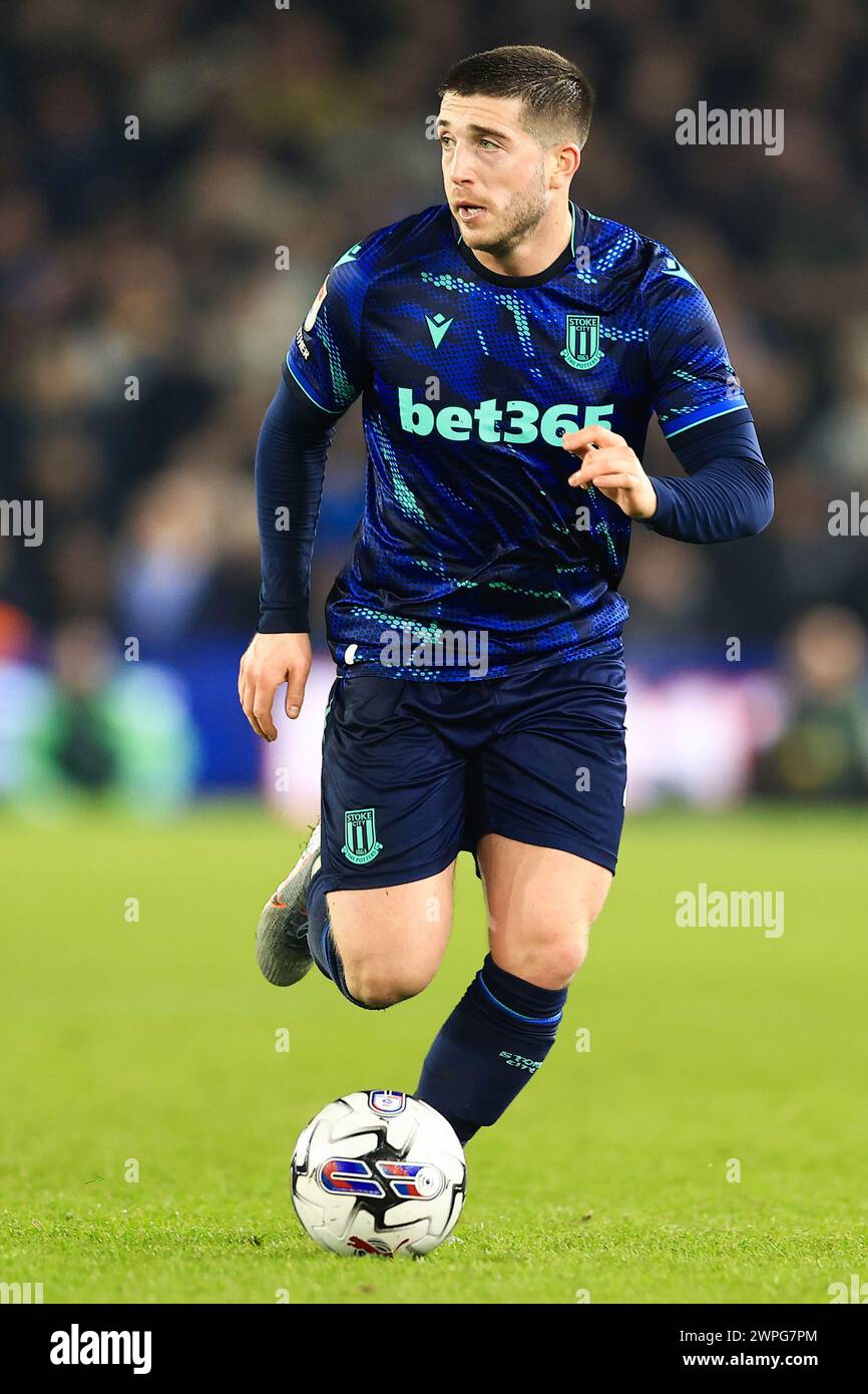 Leeds, UK. 05th Mar, 2024. Lynden Gooch of Stoke City during the Leeds United FC v Stoke City FC sky bet EFL Championship match at Elland Road, Leeds, England, United Kingdom on 5 March 2024 Credit: Every Second Media/Alamy Live News Stock Photo