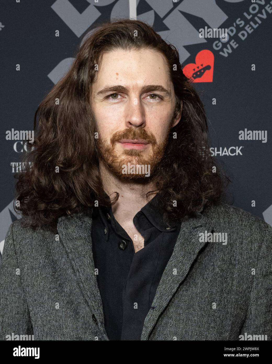 New York, USA. 07th Mar, 2024. Hozier arrives on the red carpet for the eighth annual Love Rock NYC benefit concert for God's Love We Deliver at the Beacon Theatre in New York, New York, on Mar. 7, 2024. (Photo by Gabriele Holtermann/Sipa USA) Credit: Sipa USA/Alamy Live News Stock Photo