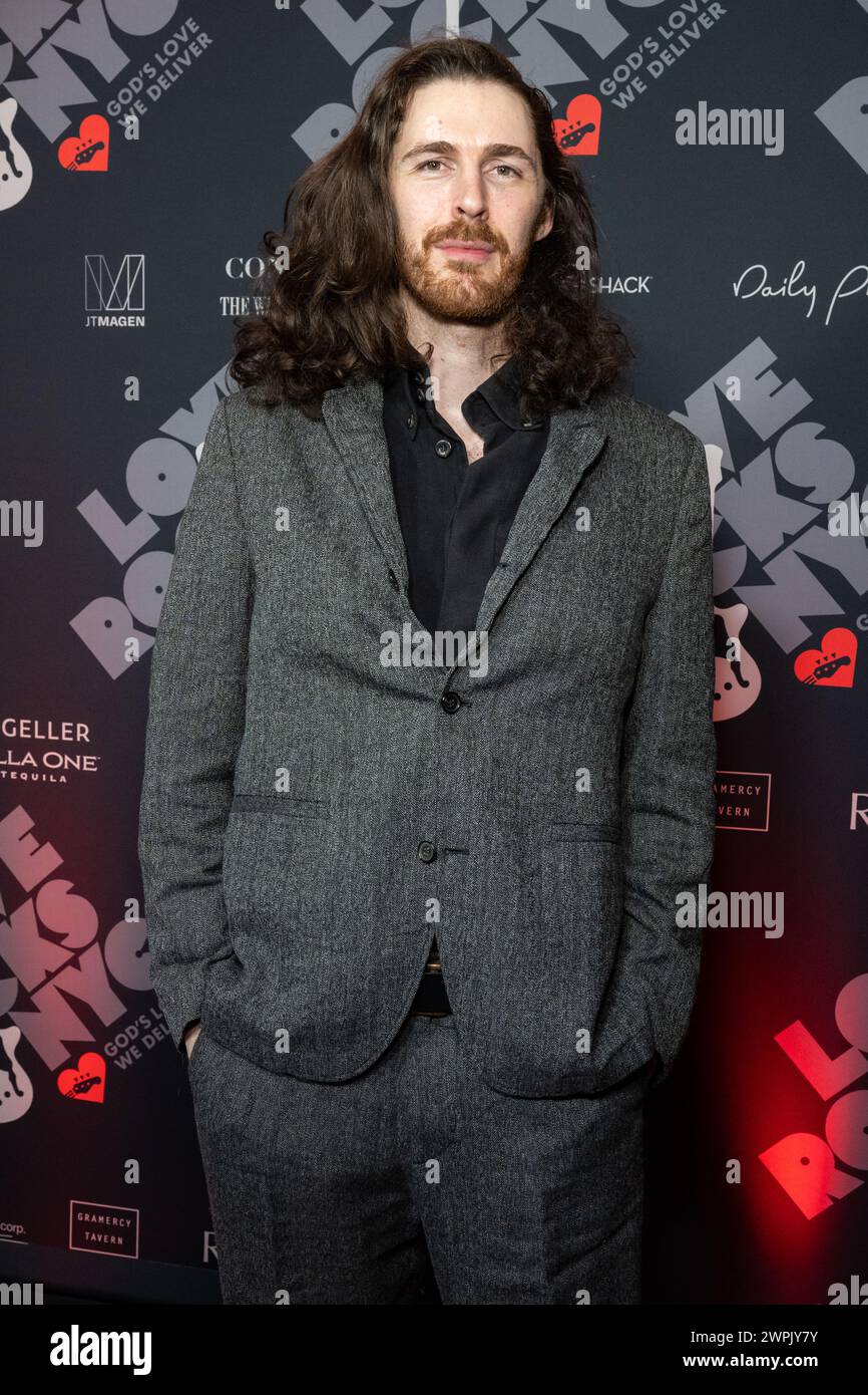 New York, USA. 07th Mar, 2024. Hozier arrives on the red carpet for the eighth annual Love Rock NYC benefit concert for God's Love We Deliver at the Beacon Theatre in New York, New York, on Mar. 7, 2024. (Photo by Gabriele Holtermann/Sipa USA) Credit: Sipa USA/Alamy Live News Stock Photo