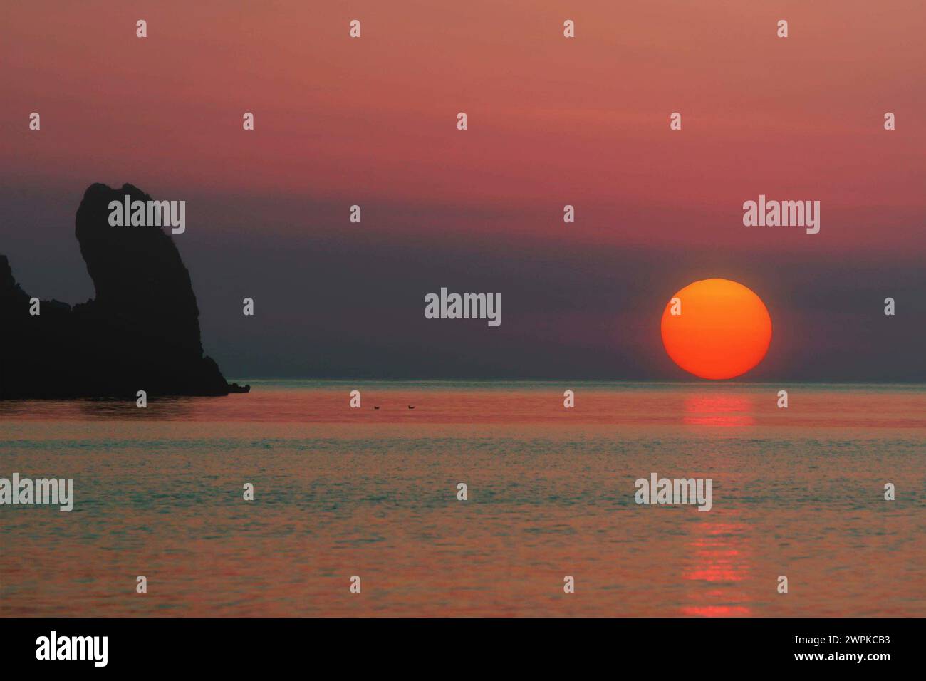 Tramonto all'isola del Giglio/ Sunset at Giglio Island Stock Photo