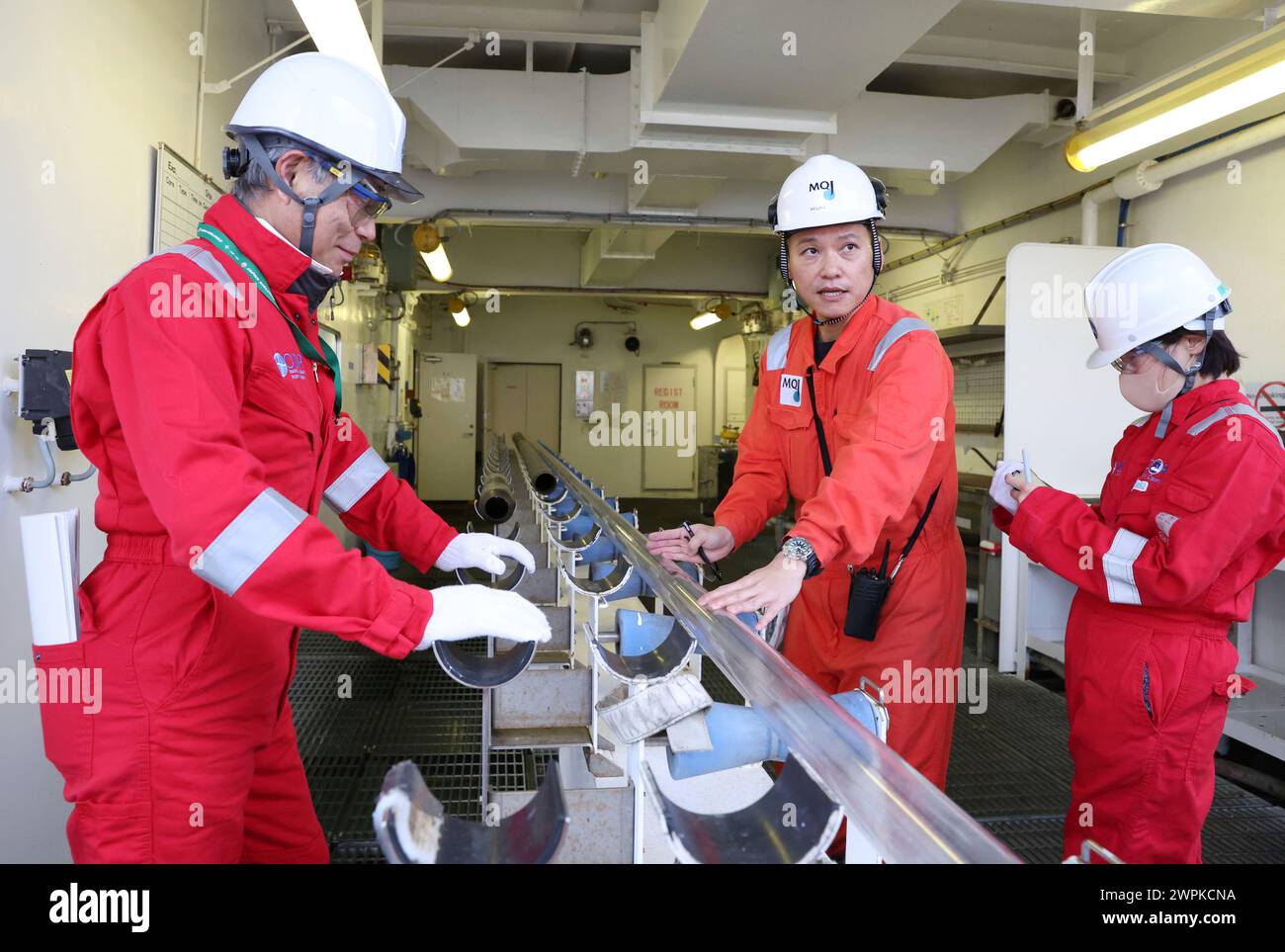 Japan Agency for Marine-Earth Science and Technology demonstrates ...