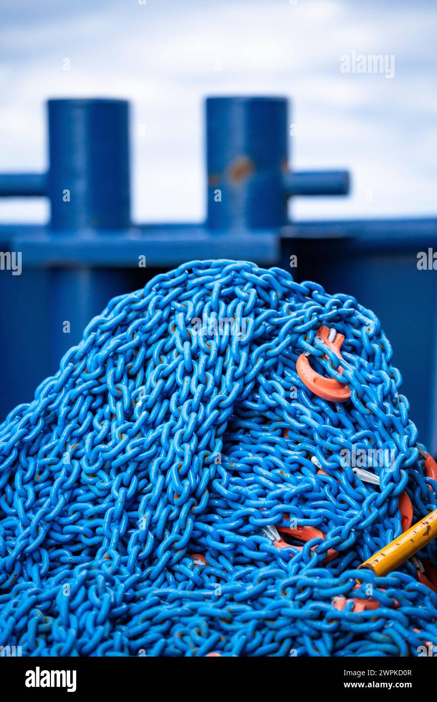 Cargo chains stacked on deck of vessel Stock Photo - Alamy