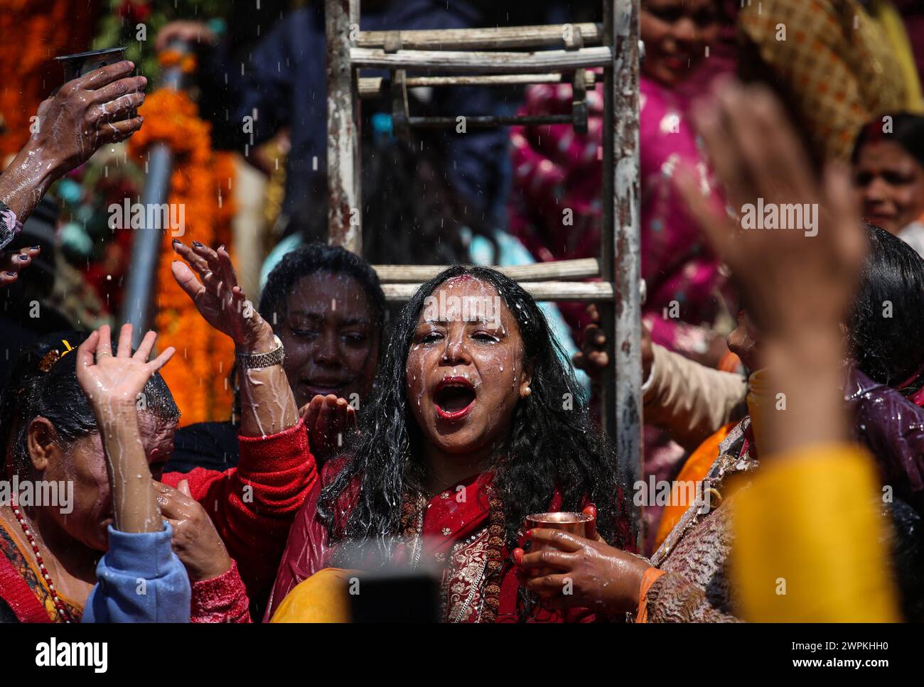 Powering culture hires stock photography and images Alamy