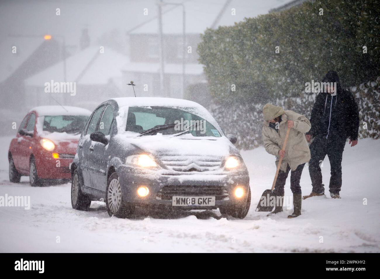 29/01/15  Heavy snowfall results in multiple accidents, stranded vehicles and traffic chaos as the wintery weather does its best to shut down theDerby Stock Photo