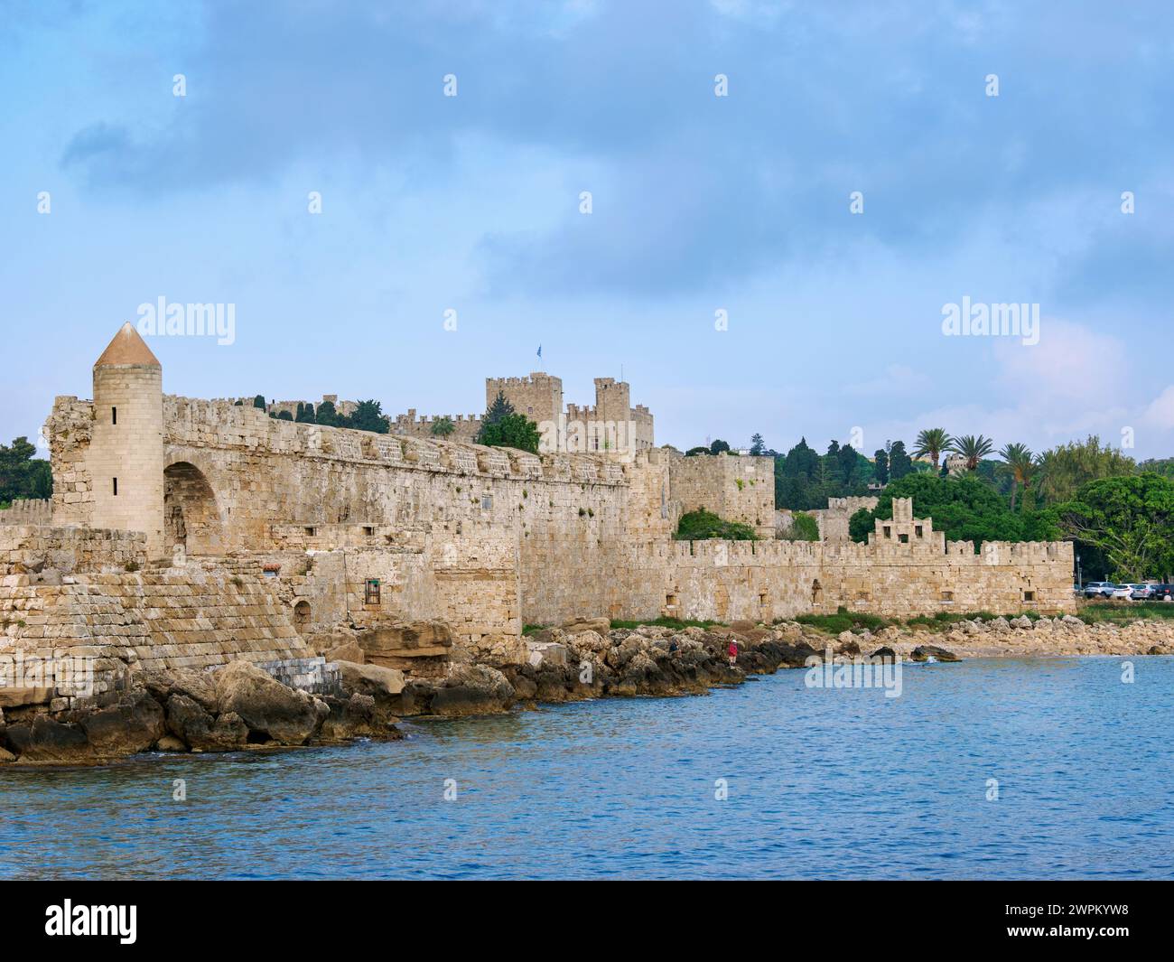 Defensive Wall of the Medieval Old Town, UNESCO World Heritage Site, Rhodes City, Rhodes Island, Dodecanese, Greek Islands, Greece, Europe Stock Photo
