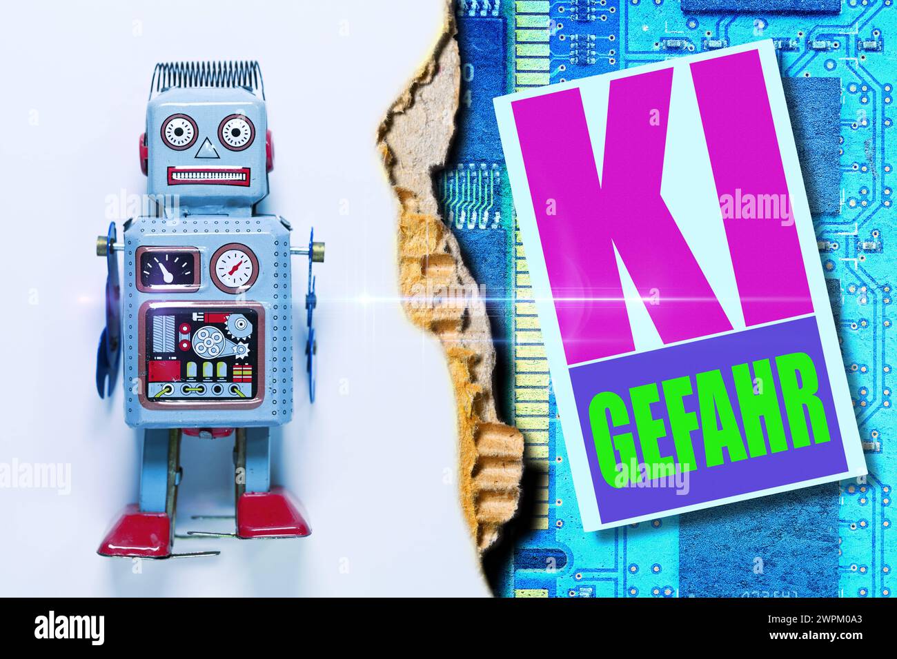 FOTOMONTAGE, Roboterfigur und Buch mit Aufschrift KI-Gefahr *** FOTOMONTAGE, robot figure and book labeled AI Danger Stock Photo