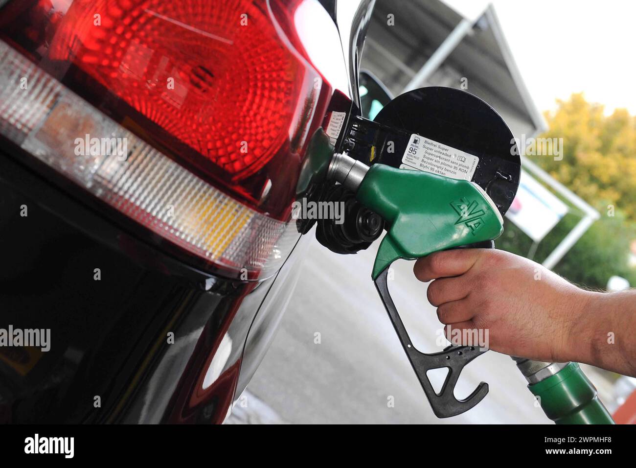 Distributore di benzina e gasolio, pompa di benzina/Gasoline and diesel fuel dispenser, gasoline pump Stock Photo