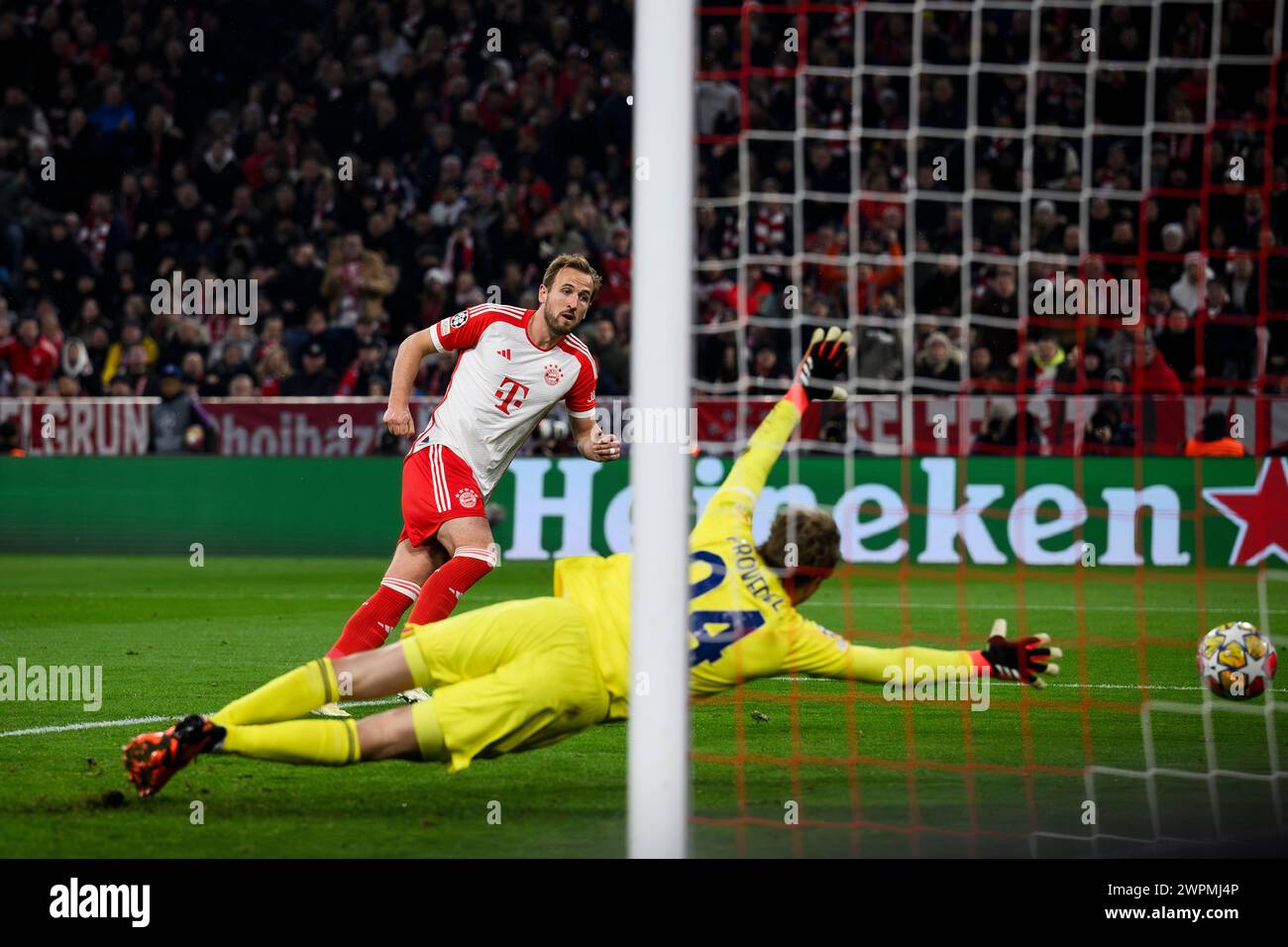 Munich, Germany. 5 March 2024. Harry Kane of FC Bayern Munchen scores a