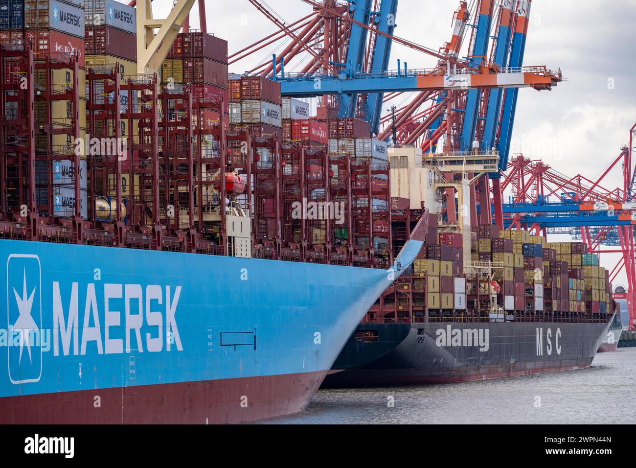 Magleby Maersk container freighter at EUROGATE Container Terminal, Waltershofer Hafen, is one of the largest container ships in the world, capacity of Stock Photo