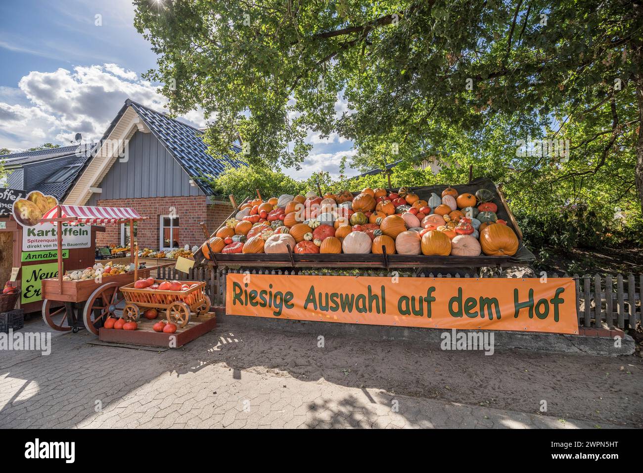 Germany house for sale hires stock photography and images Alamy