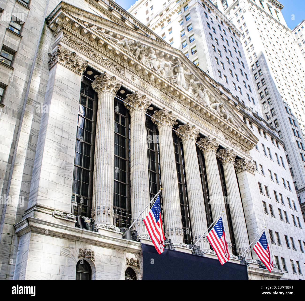 标准普尔500指数技术分析：4%回调在极度恐慌中创造买入机会