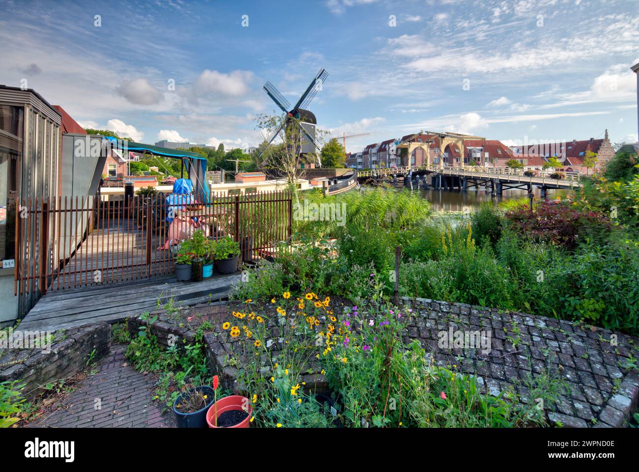 Molen de Put, windmill, drawbridge, Rembrandtbrug, canal, architecture ...