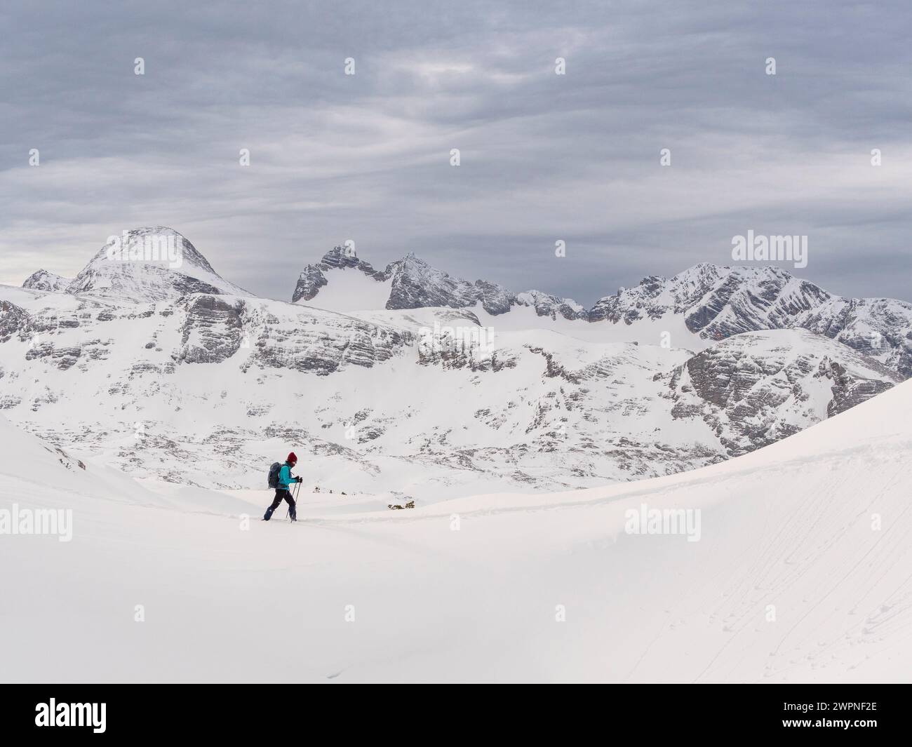 Dachstein krippenstein hi-res stock photography and images - Alamy