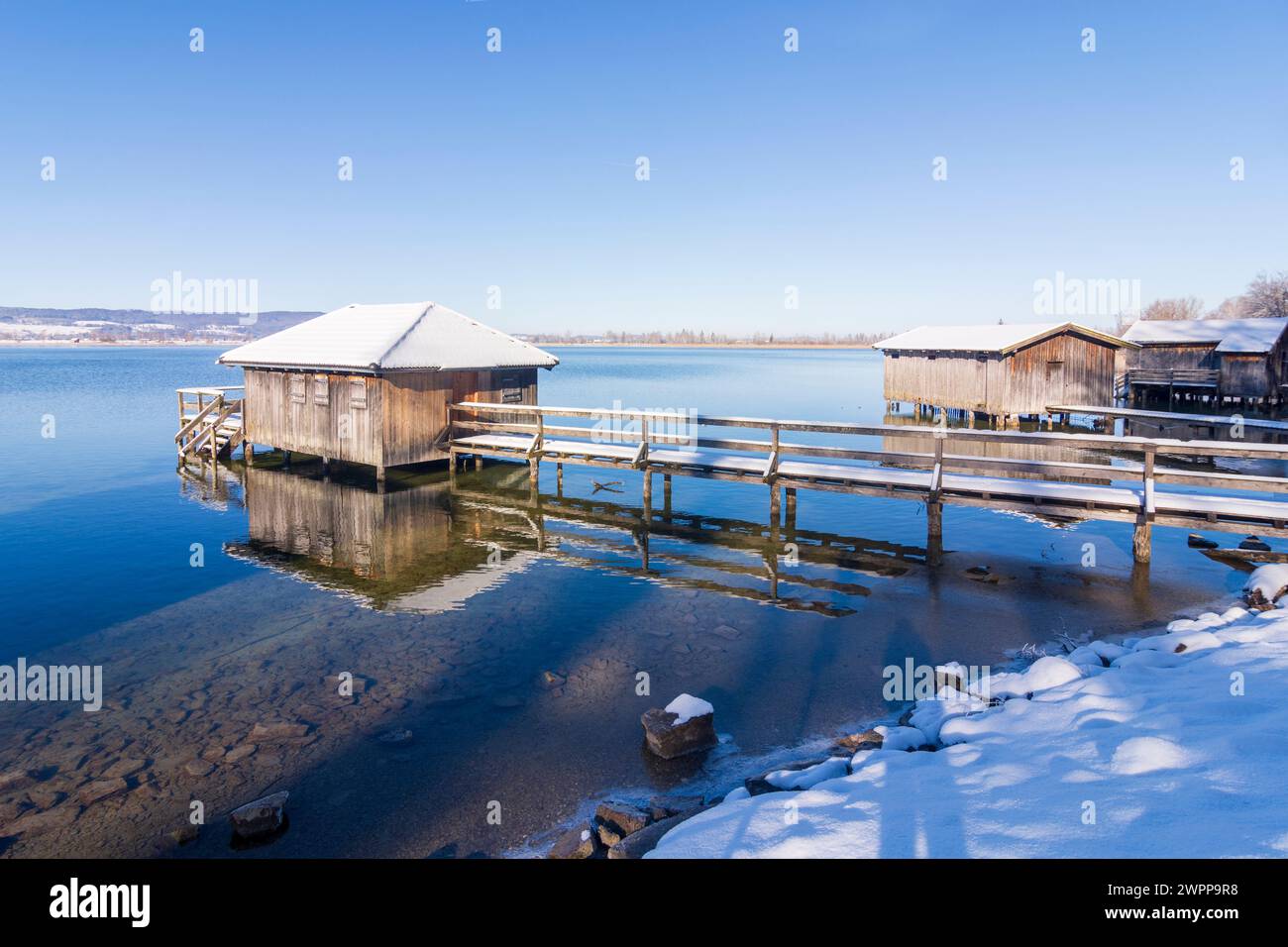 Kochel am See, lake Kochelsee, snow, boathouses, Tölzer Land, Upper Bavaria, Bavaria, Germany Stock Photo