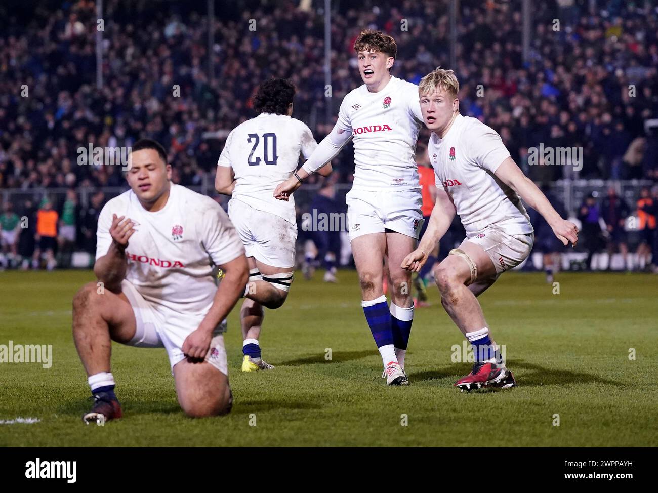 England players celebrate during the 2024 U20 Six Nations Championship