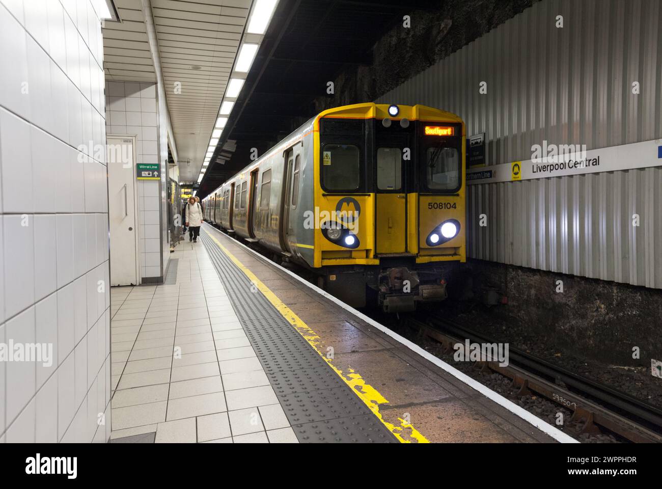 Merseyrail class 508 electric train 508104 at Liverpool Central underground station, Liverpool, UK with boarding passengers Stock Photo