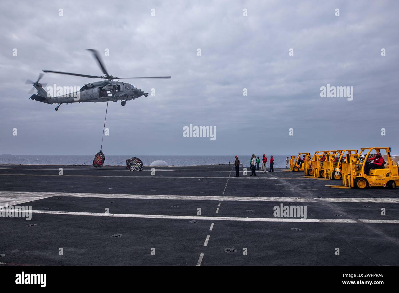 Red sea ship 2024 hi-res stock photography and images - Alamy