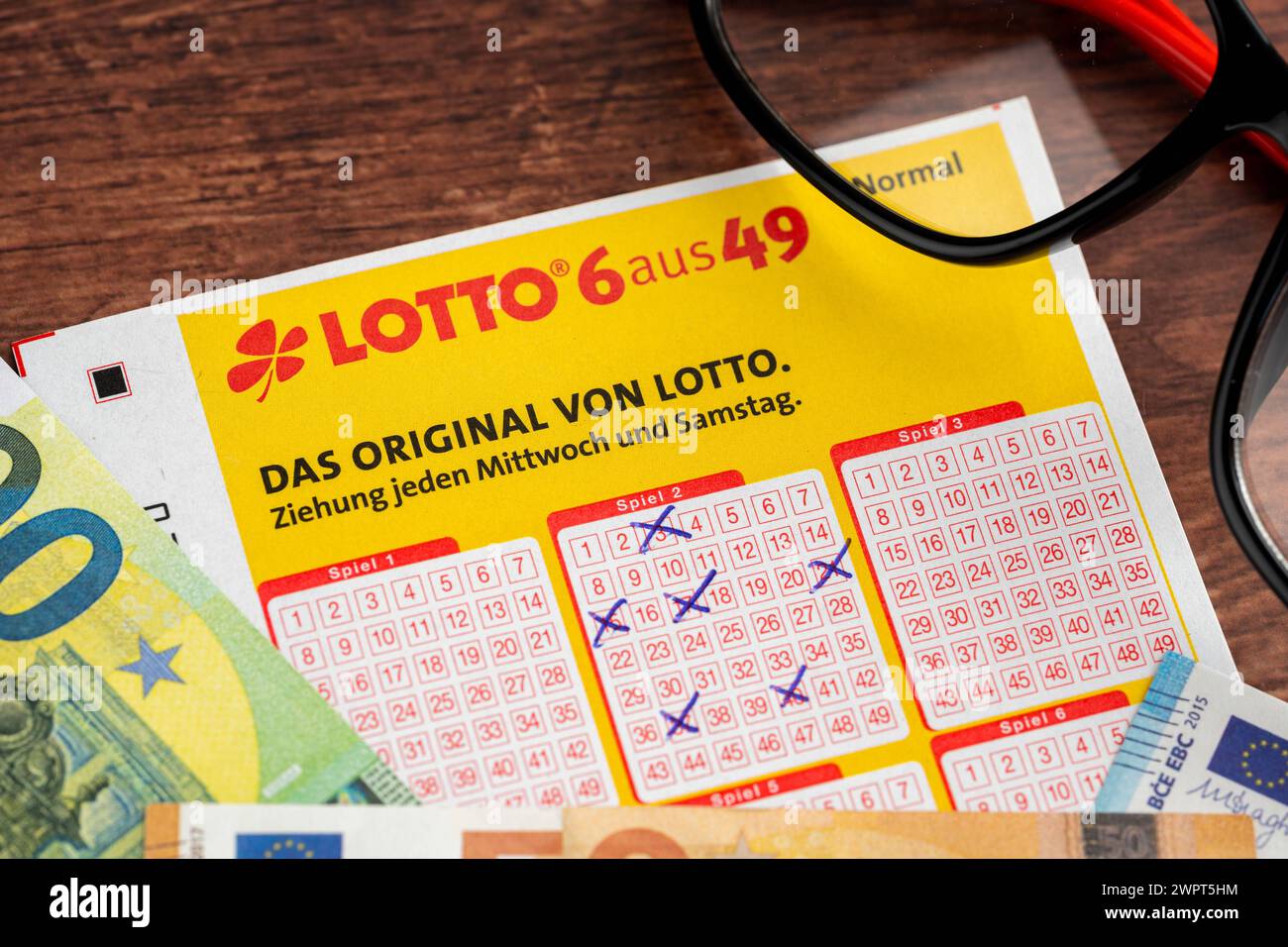 lotterie-super-6-ticket-hi-res-stock-photography-and-images-alamy