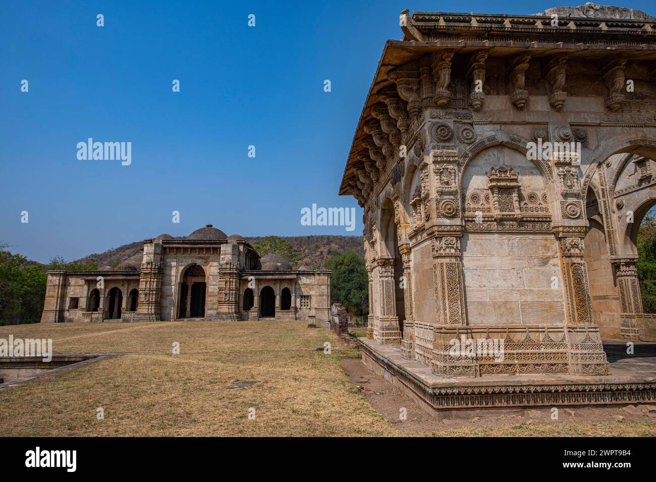 nagina-mosque-unesco-site-champaner-pavagadh-archaeological-park