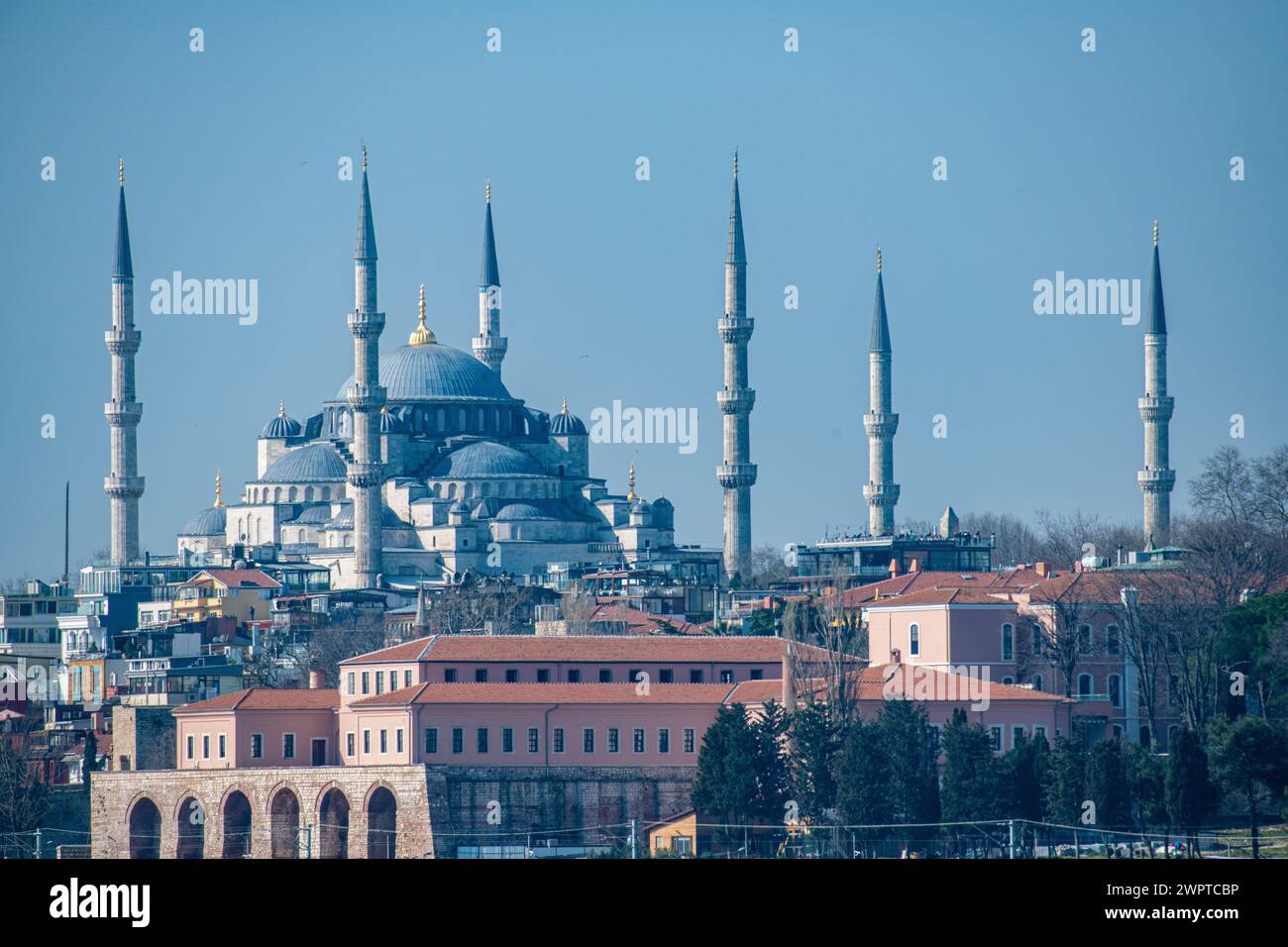 The Blue mosque (Sultan Ahmed Mosque Stock Photo - Alamy
