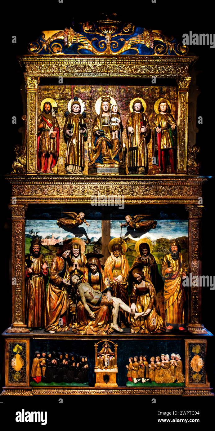 Wood carving with gilded wood, 1509, Giovanni Mioni, Museo Civico d'Arte, Palzuo Ricchieri, historic centre with magnificent noble palaces and Stock Photo