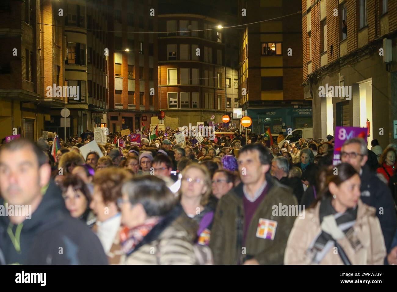 Sama, Spain. 08th Mar, 2024. Thousands of people gathered in the streets of Langreo during the Demonstration of the 8M Commission in Langreo for International Women's Day 2024, on March 08, 2024, in Sama, Spain. (Photo by Alberto Brevers/Pacific Press) Credit: Pacific Press Media Production Corp./Alamy Live News Stock Photo