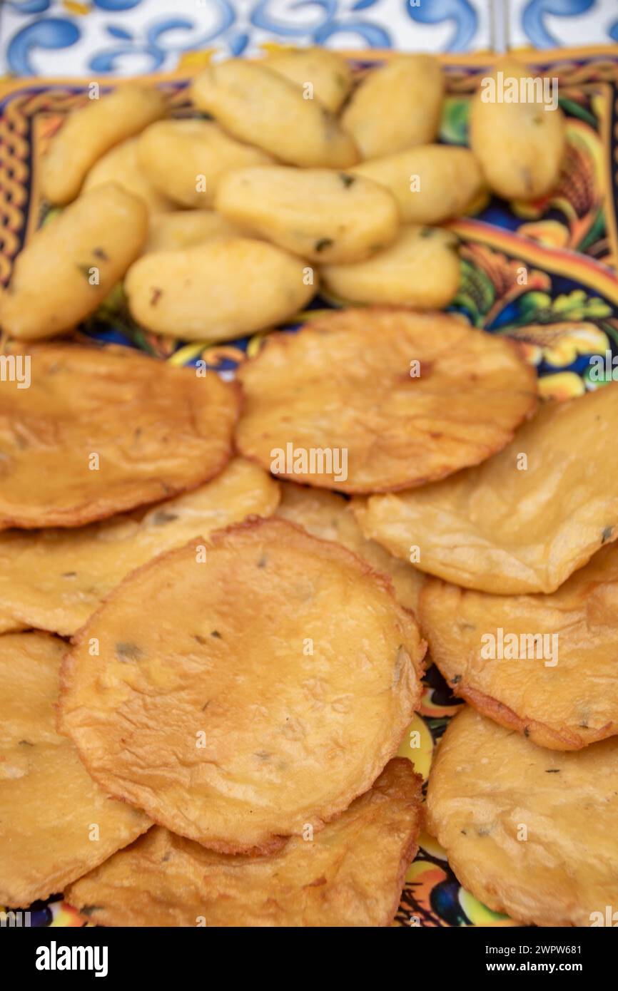 Palermo panella sandwich hires stock photography and images Alamy