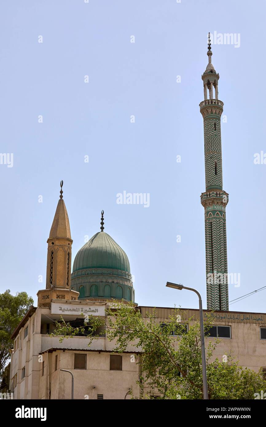 Al Ashera Al Muhammadiyah Mosque, City of the Dead, Northern Cemetery ...