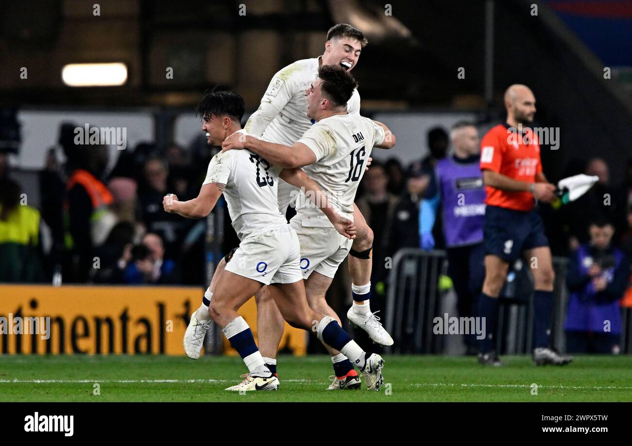 Twickenham, United Kingdom. 09th Mar, 2024. England V Ireland, Guinness 6 Nations. Twickenham Stadium. Twickenham. Marcus Smith (England, 22) celebrates at the end of the game during the England V Ireland rugby match in the Guinness 6 Nations. Credit: Sport In Pictures/Alamy Live News Stock Photo