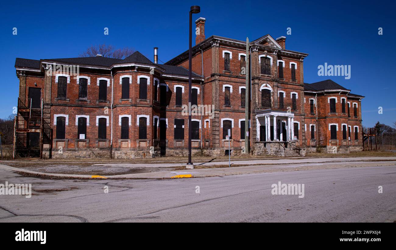 Century Manor Hamilton Insane Asylum built in 1884 a Victorian Gothic building. Hamilton Ontario Canada Stock Photo
