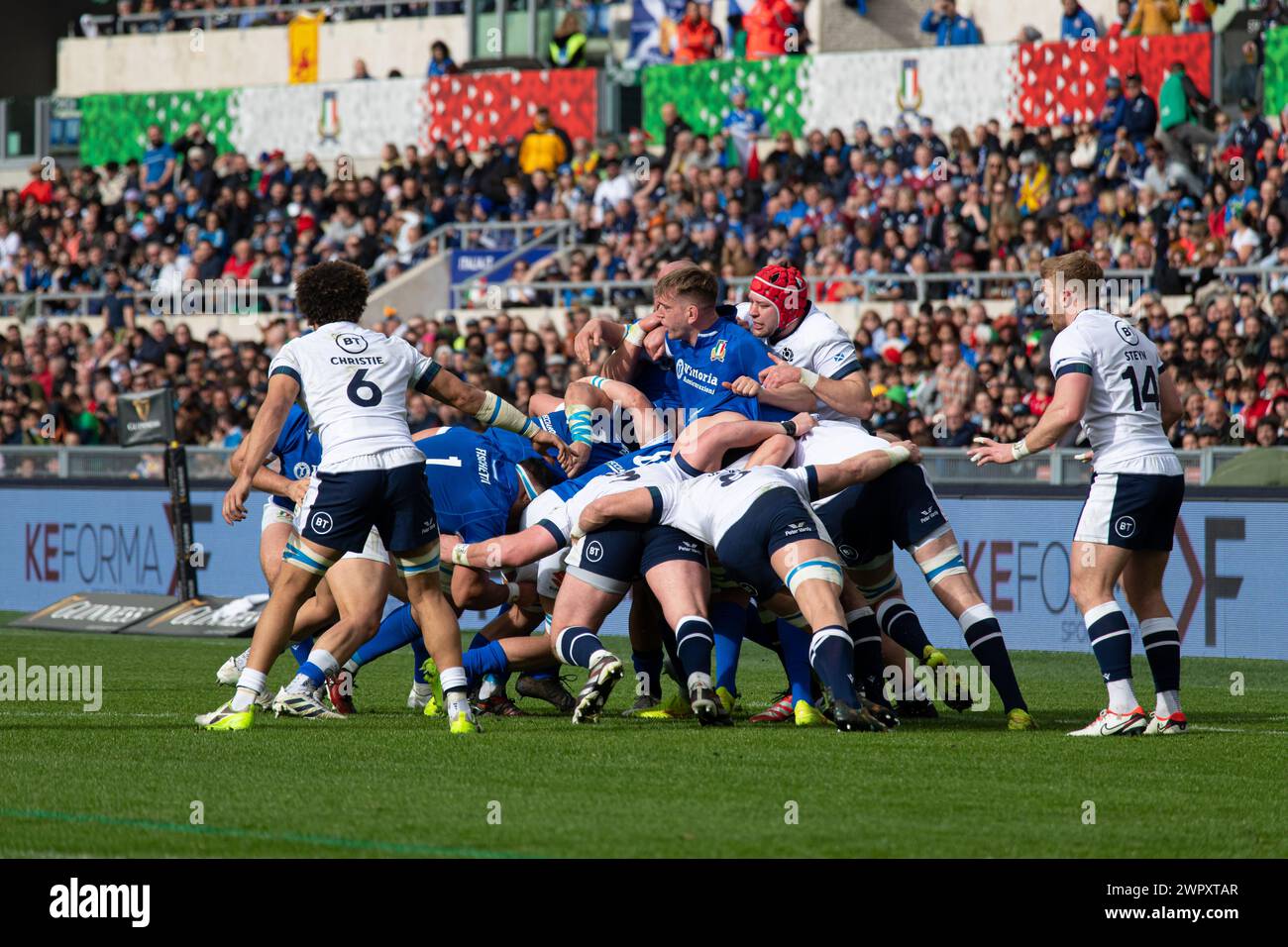 Rome, Italy, 9 mar 2024. Italy vs Scotland, Rugby Six Nations, scrum