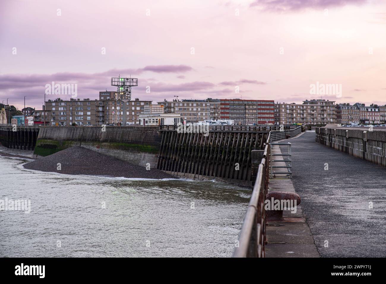 Dieppe Ramp Dieppe hi-res stock photography and images - Alamy