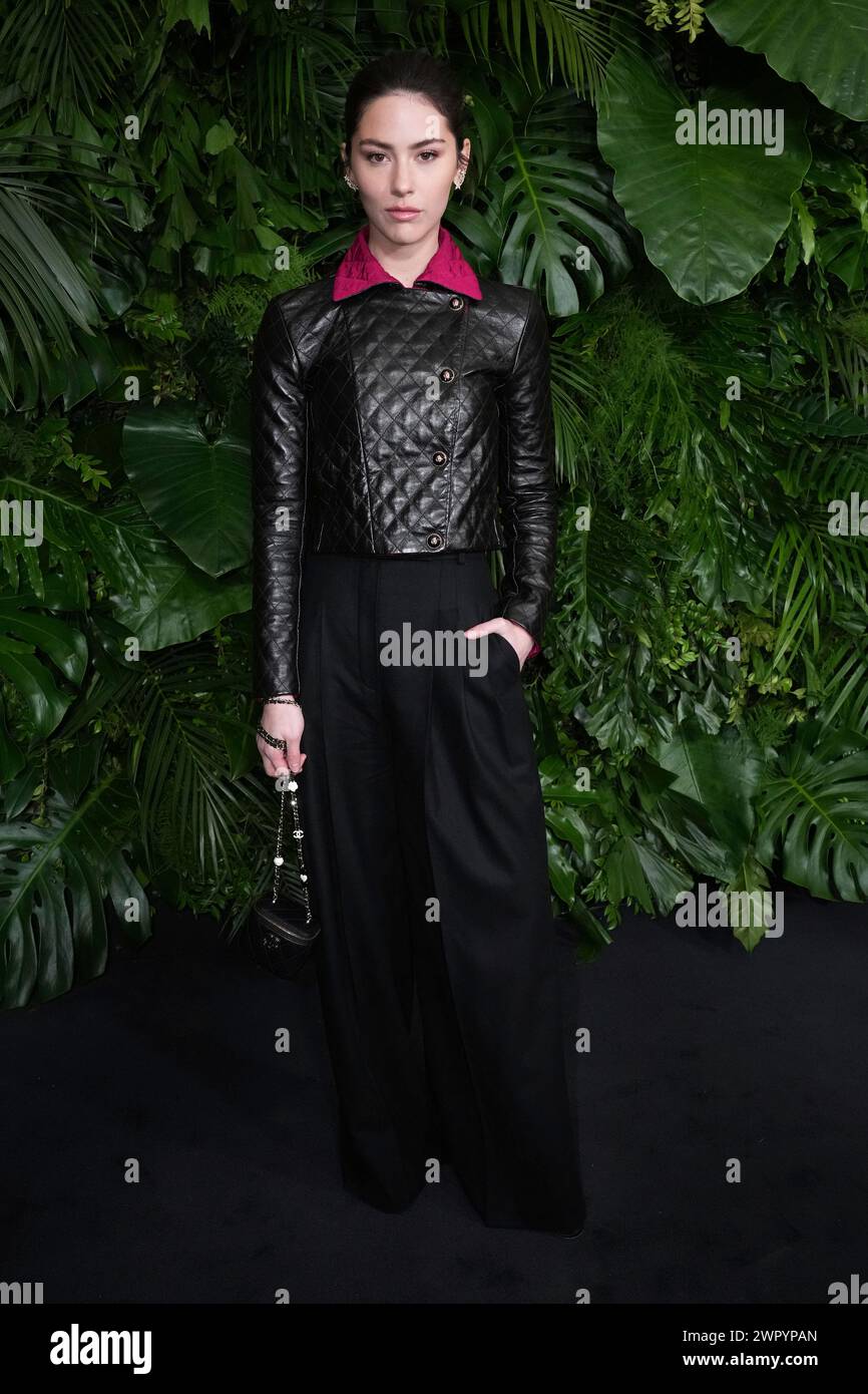 Gracie Abrams arrives at Chanel's 15th Annual PreOscar Awards Dinner