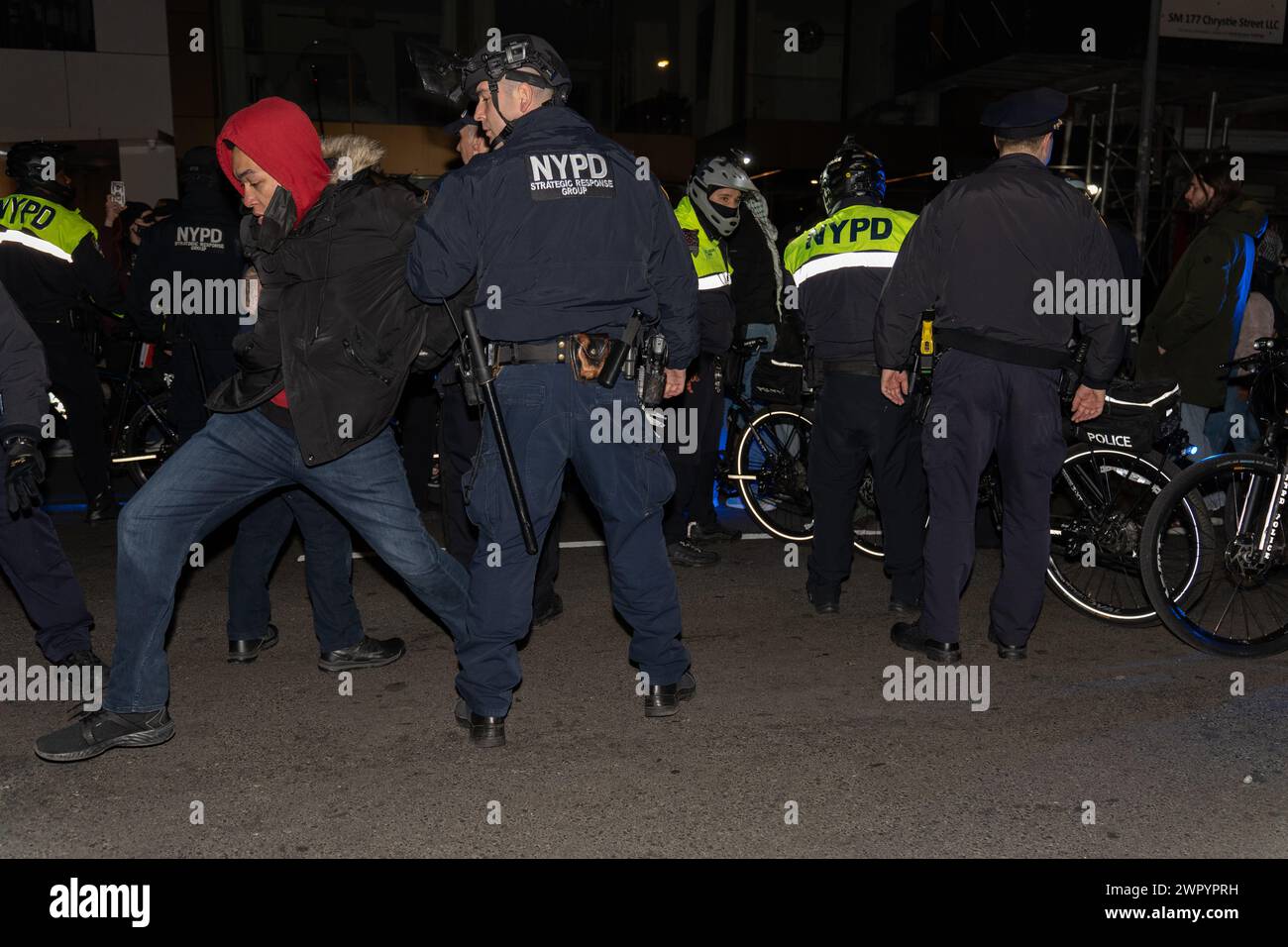 Manhattan, United States. 08th Mar, 2024. NYPD make arrests during the ...