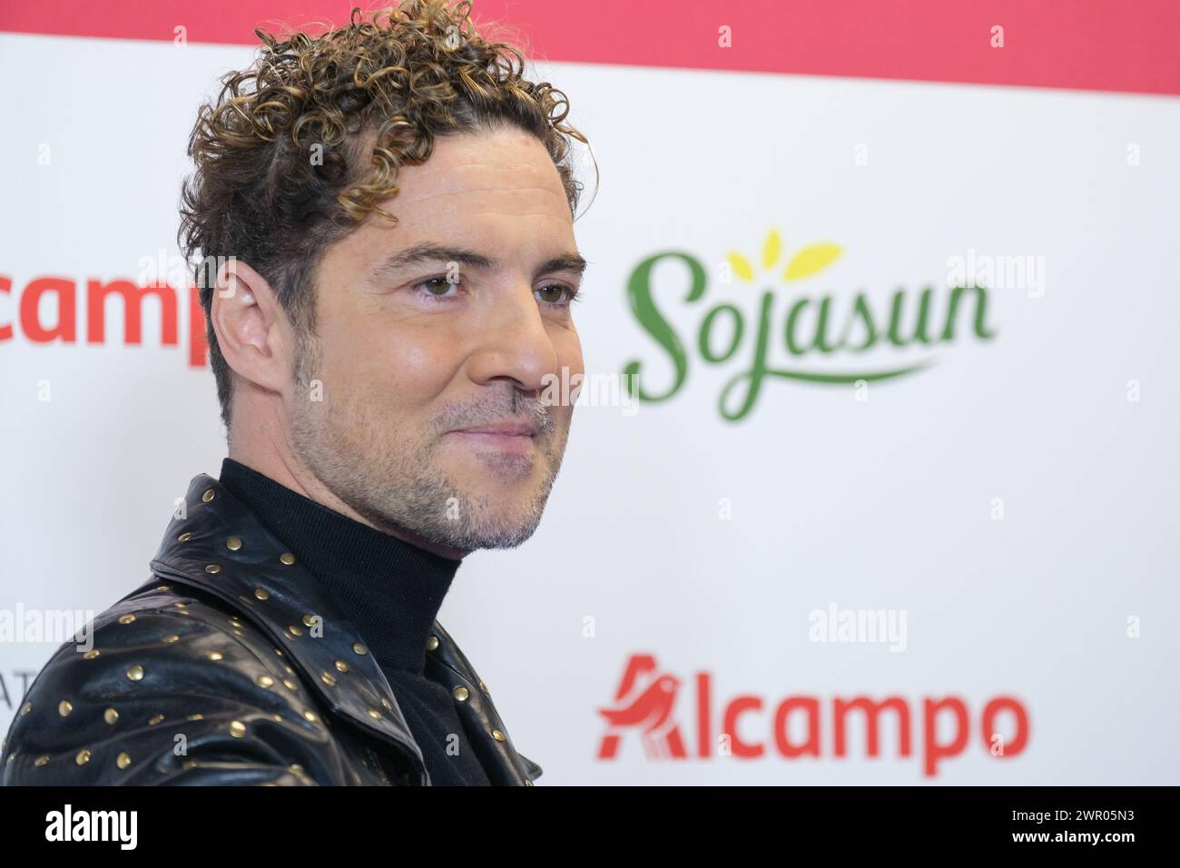 David Bisbal attends the photocall for Cadena 100 'Por La Paz' at WiZink Center on March 09, 2024 in Madrid, Spain. Stock Photo
