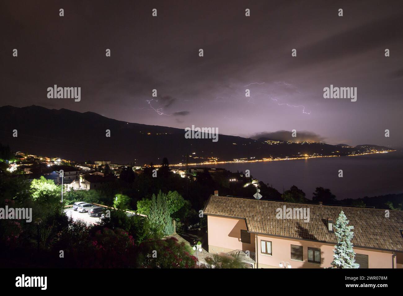Lago di Garda (Lake Garda) seen from Gardola, Tignale, Lombardy, Italy © Wojciech Strozyk / Alamy Stock Photo Stock Photo