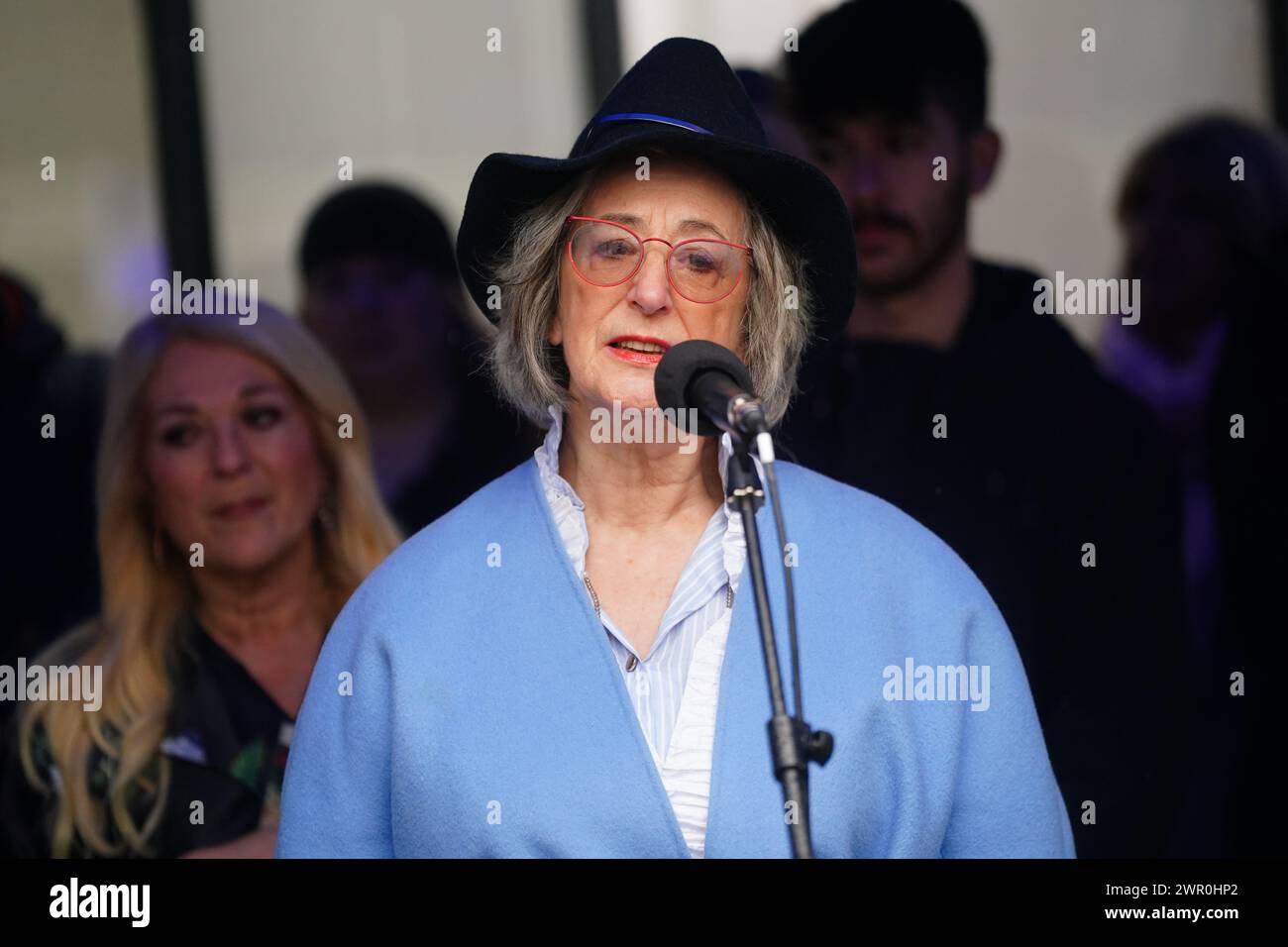 Maureen Lipman speaking before people blew shofars and whistles in Abbey Road, London, to show solidarity with the over 100 hostages held in Gaza. Picture date: Sunday March 10, 2024. Stock Photo