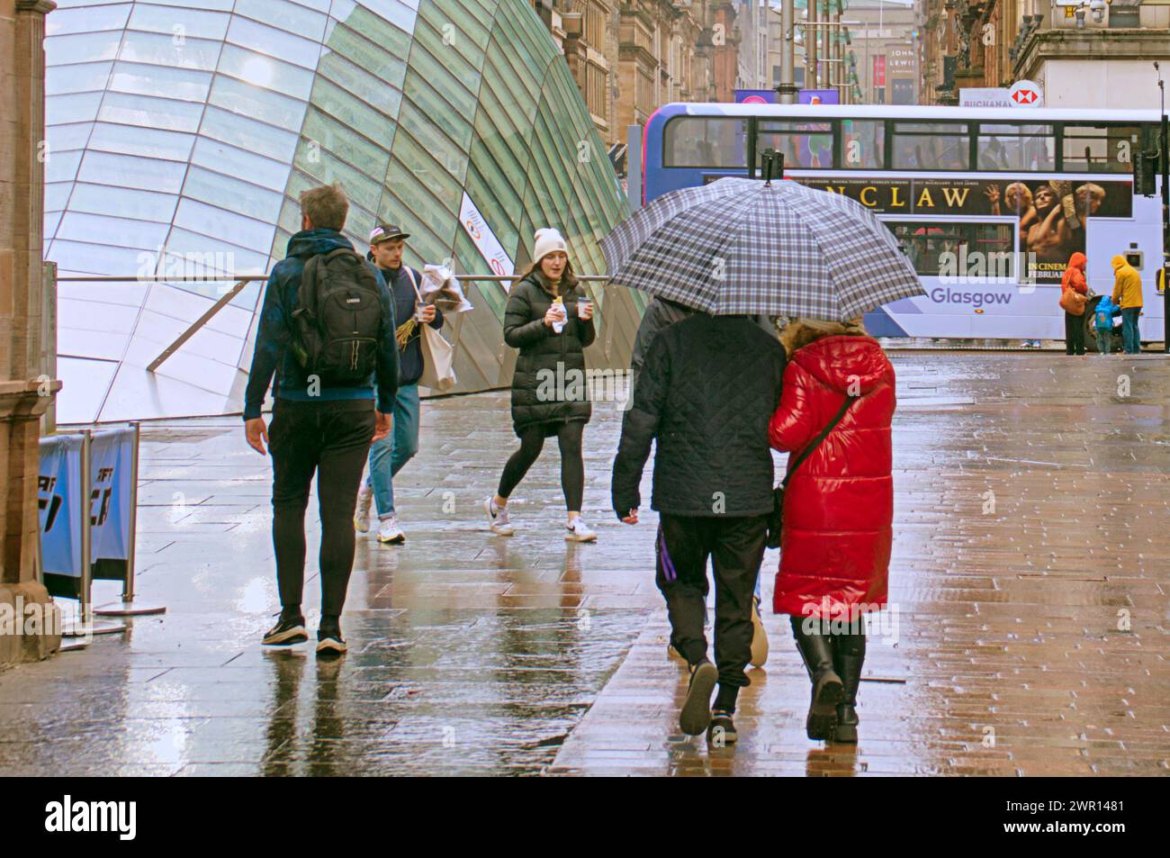 Scotland Raining Glasgow, Scotland, UK. 10th March, 2024: UK Weather: Raining in the ...