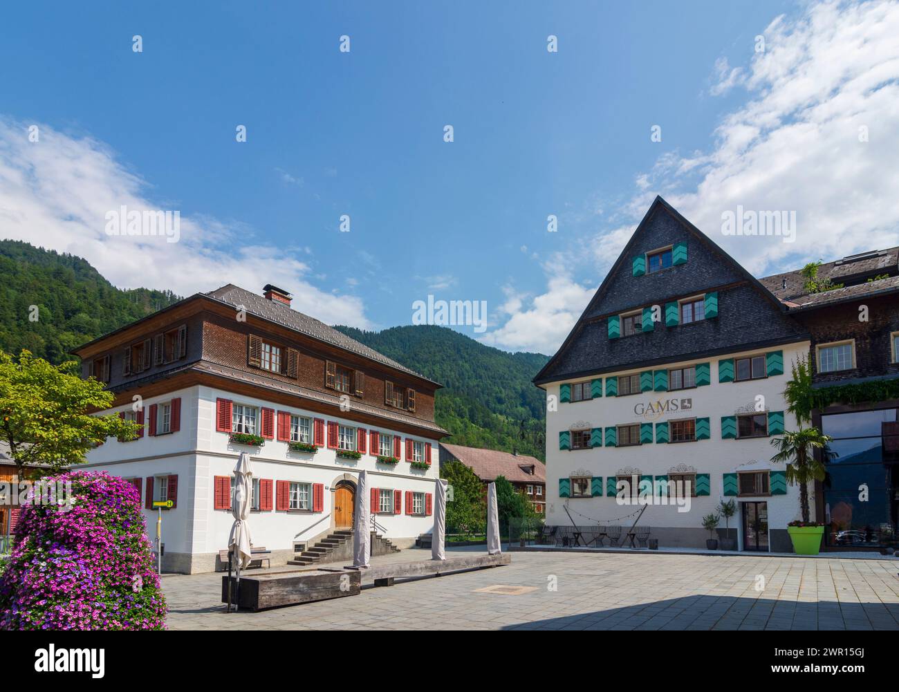 Bezau: square Dorfplatz in Bregenzerwald (Bregenz Forest), Vorarlberg, Austria Stock Photo