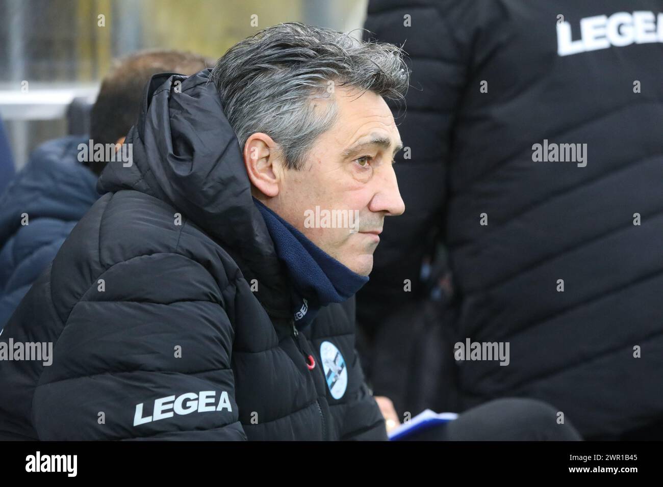 Lecco, Italy. 10th Mar, 2024. coach Alfredo Aglietti (Lecco) during the Serie BKT match between Lecco and Palermo at Stadio Mario Rigamonti-Mario Ceppi on March 10, 2024 in Lecco, Italy.(Photo by Matteo Bonacina/LiveMedia) Credit: Independent Photo Agency/Alamy Live News Stock Photo