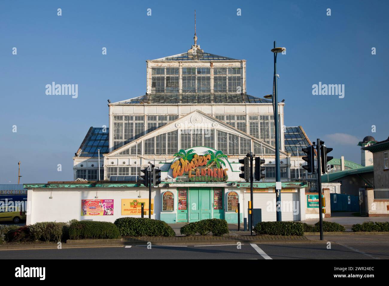Victorian house frontage hires stock photography and images Alamy