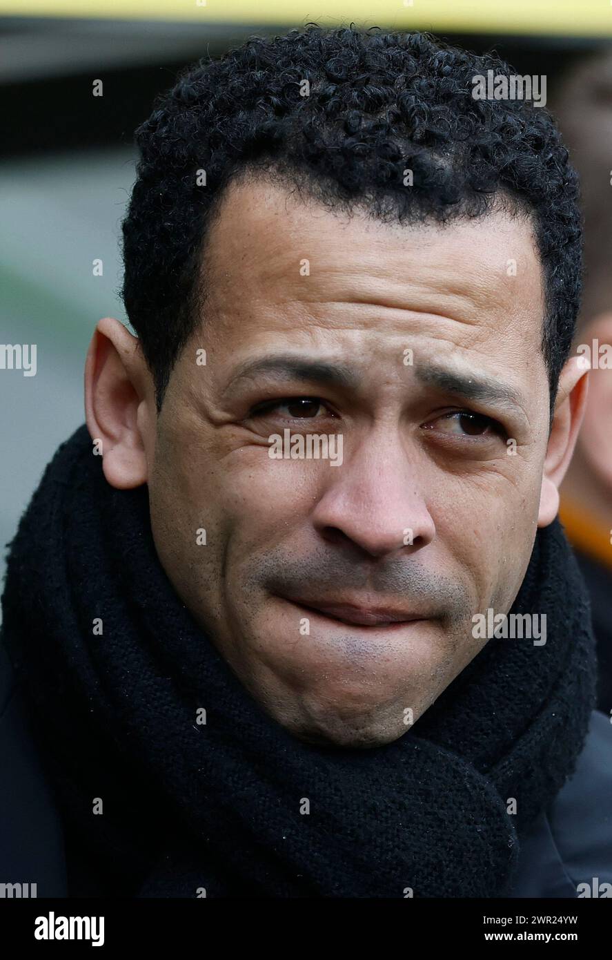 Hull City manager Liam Rosenior during the Sky Bet Championship match between Hull City and Leicester City at the MKM Stadium, Kingston upon Hull on Saturday 9th March 2024. (Photo: Mark Fletcher | MI News) Stock Photo