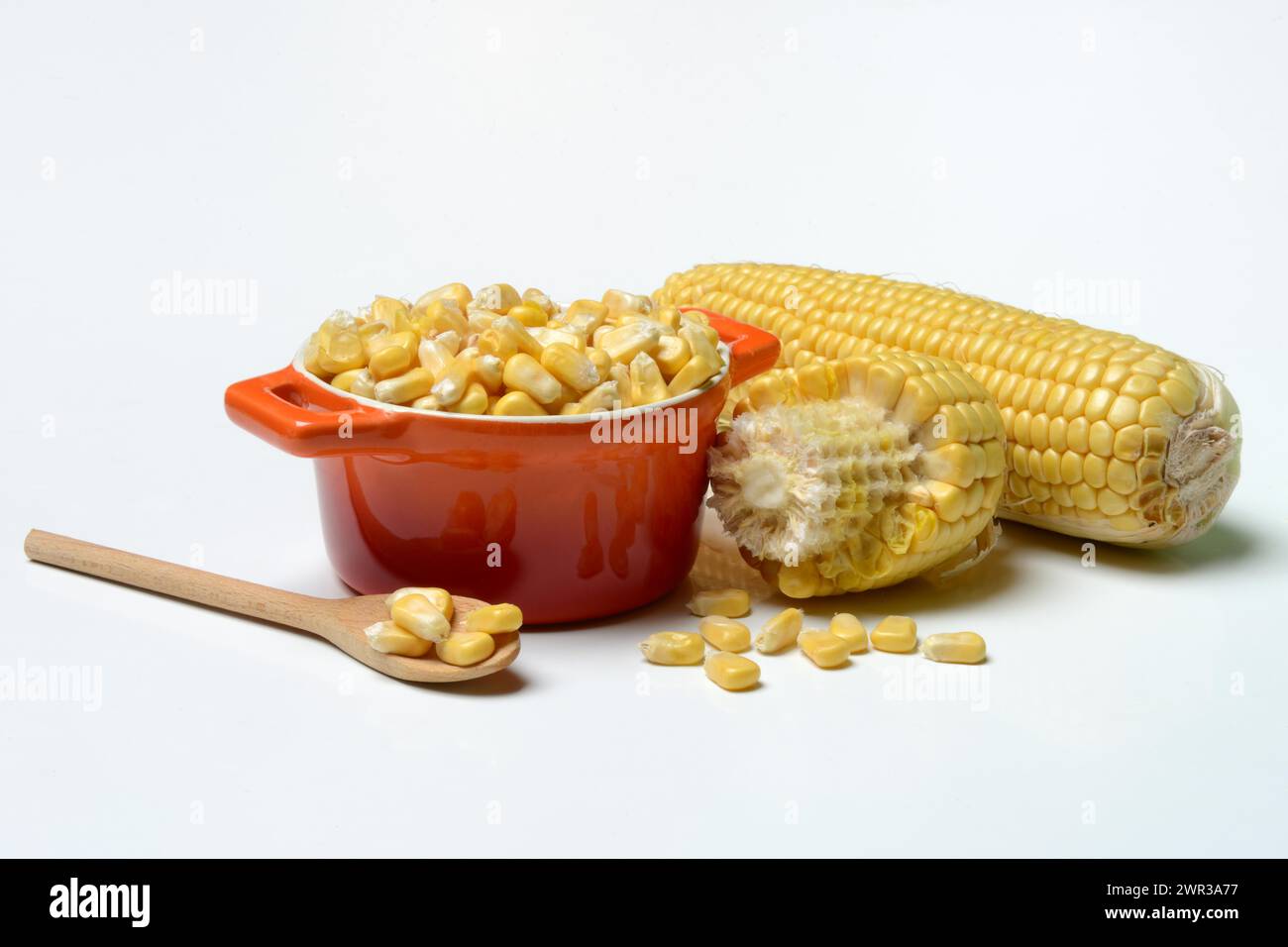 Fresh maize kernels in pots and cobs, corn (Zea mays) Stock Photo