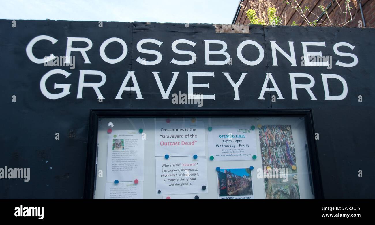 Notice Board, Crossbones Graveyard, Southwark, London, UK. Cross Bones is thought to have been established originally as an unconsecrated graveyard fo Stock Photo