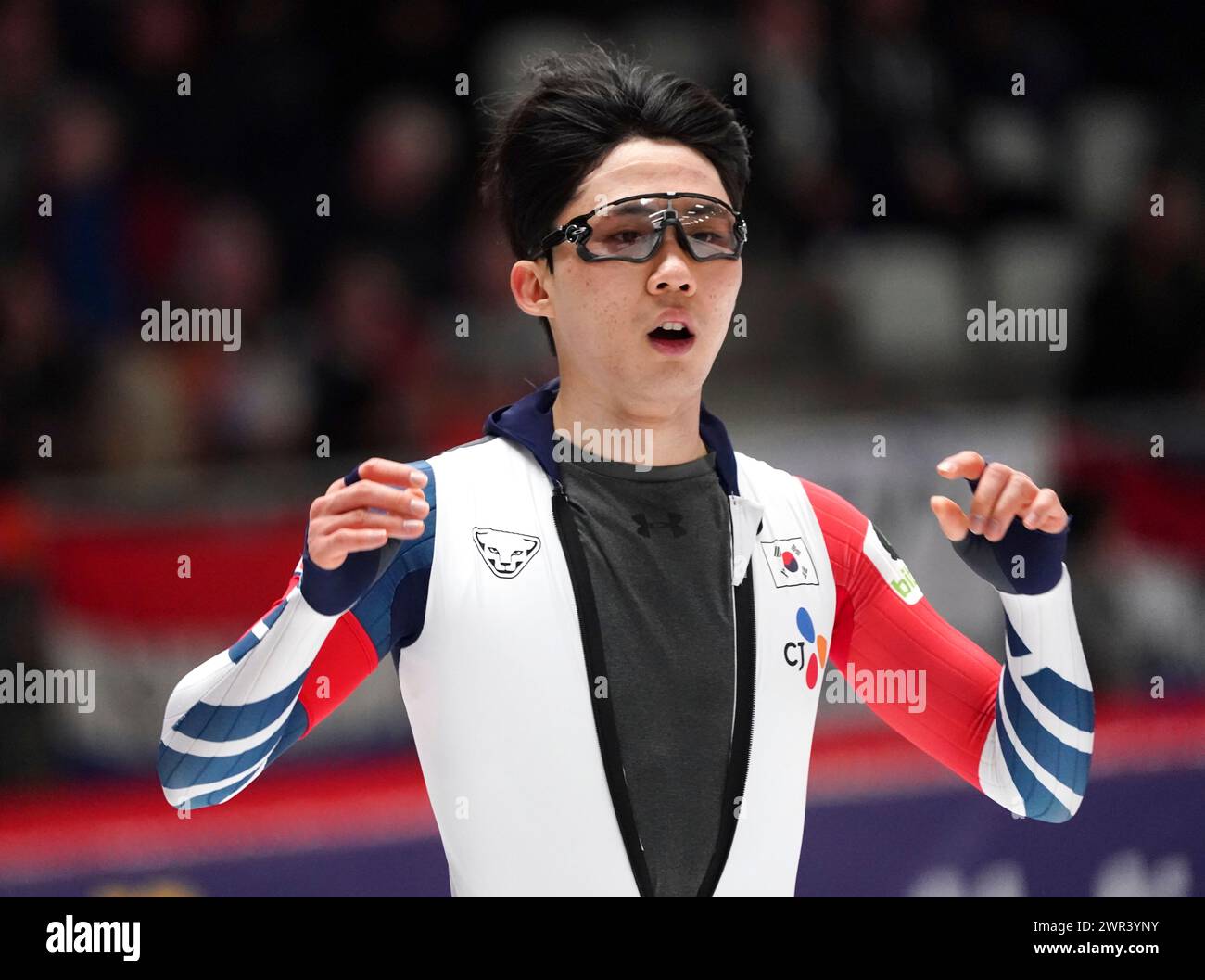 SangHyeok Cho (KOR) on 500m men during ISU World Speed Skating