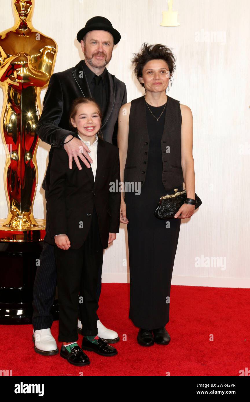 Tarn Willers mit Familie bei der Oscar Verleihung 2024 / 96th Annual Academy Awards im Dolby Theatre. Los Angeles, 10.03.2024 Stock Photo