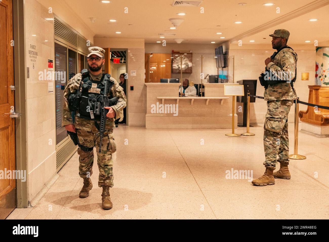 New York Army National Guardsmen - New York Army National Guardsmen Are Seen Patrolling Grand Central Terminal In Midtown Manhattan Ny On Sunday March 10 2024new York Governor Kathy Hochul Announced Last Week News Of A Large Deployment Of The National Guard And New York State Police Troops To Address Crime In The Subway Systemphoto By Cristina Matuozzi Sipa Usa 2WR48EG